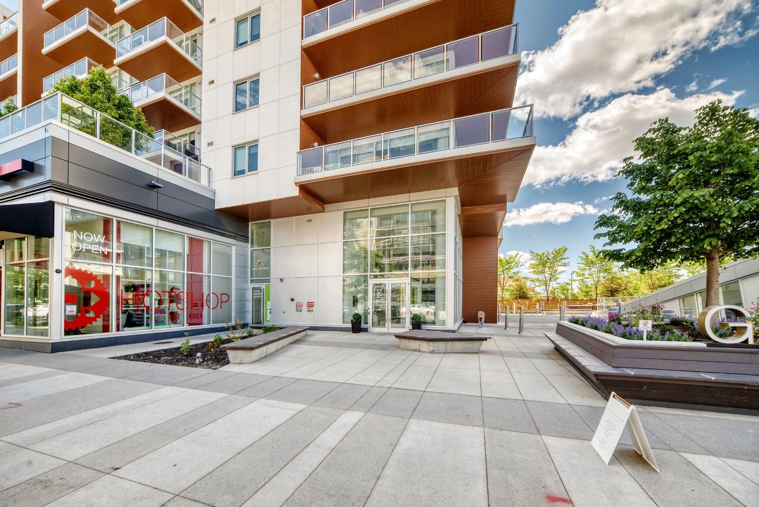 701, 8445 Broadcast Avenue SW photo 4