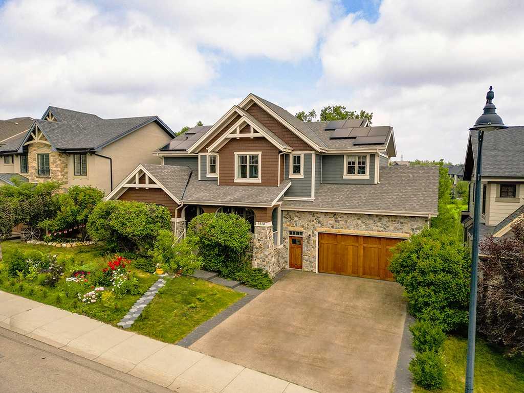 9318 14 Avenue SW photo 2
