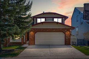4 Edgehill Crescent NW photo 3