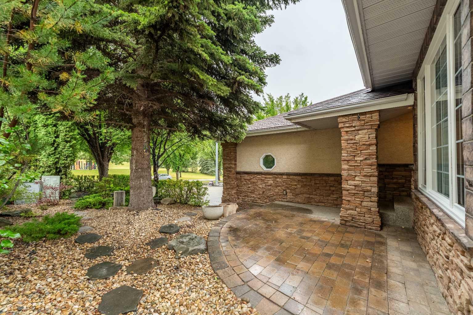 46 Mountain Park Drive SE photo 2