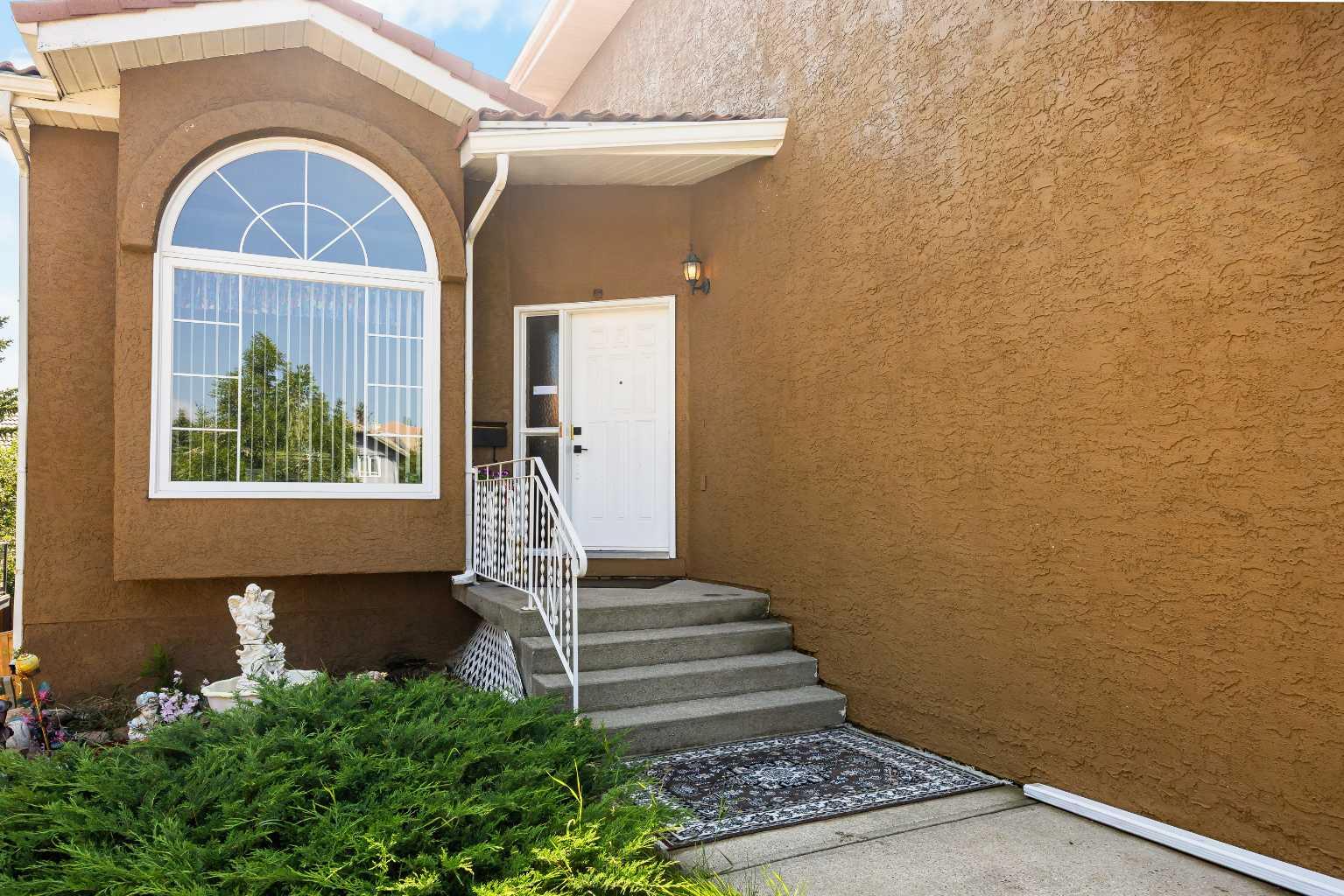 2203 Sirocco Drive SW photo 2