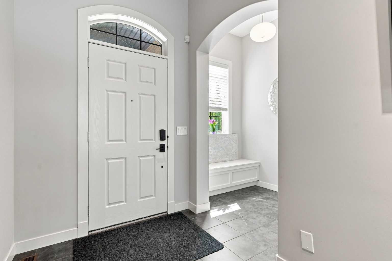 163 Cranarch Circle SE photo 3