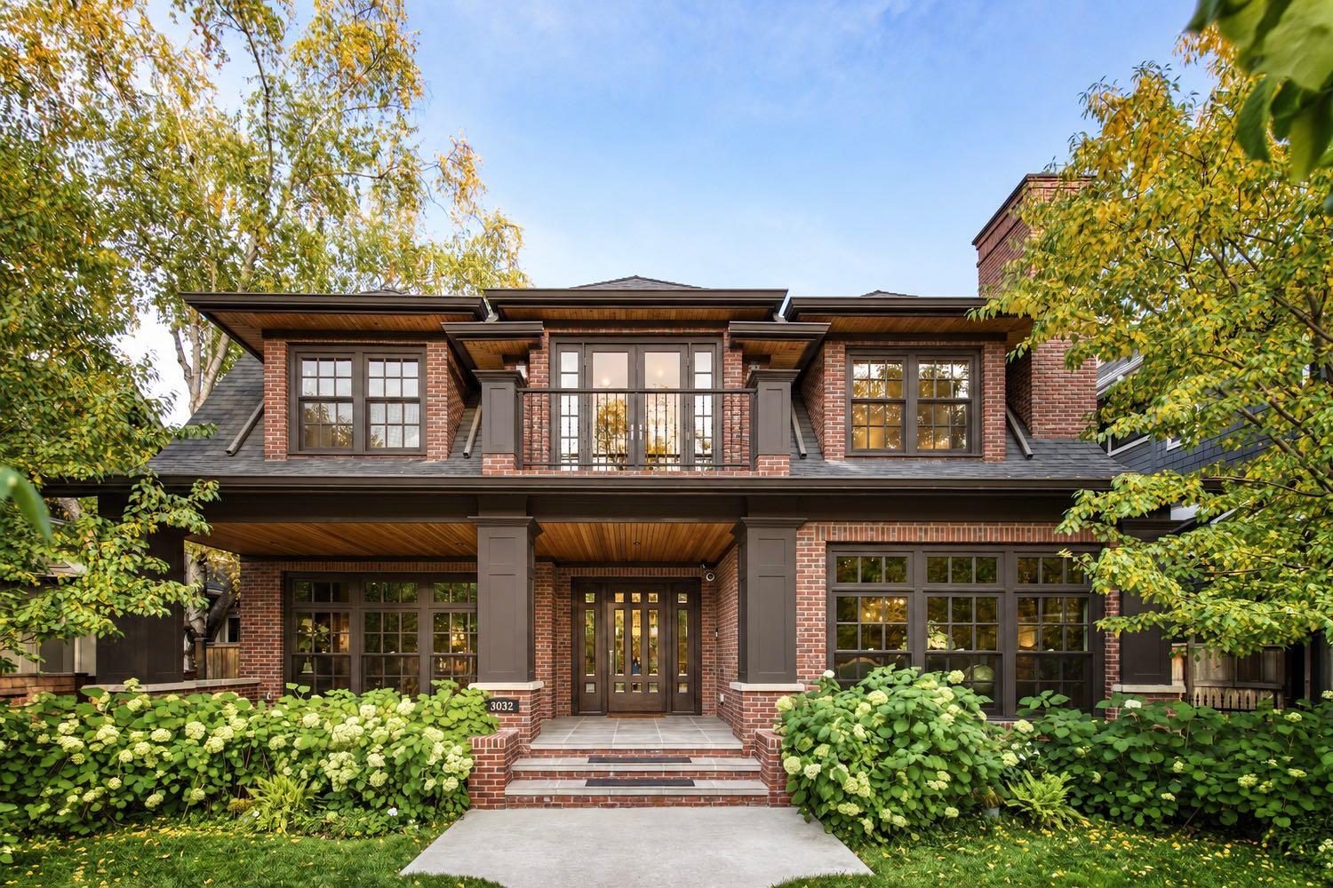 3032 2 Street SW photo 3