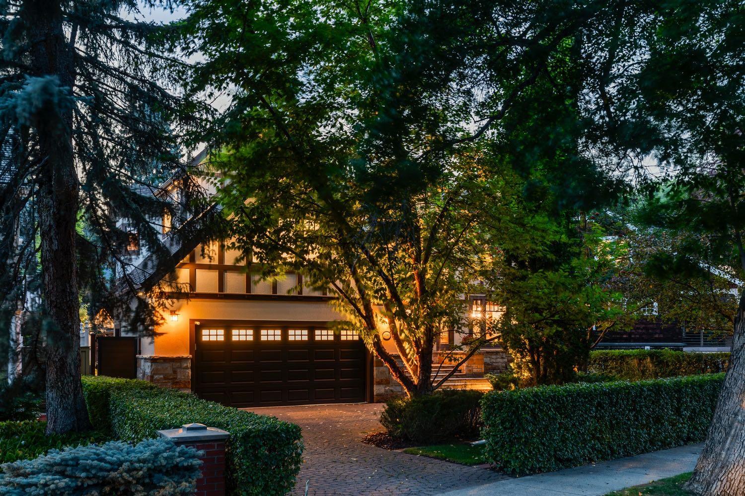 2703 Carleton Street SW photo 2