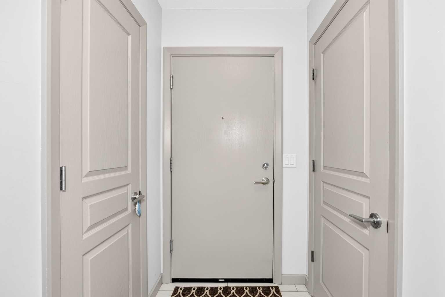 1010, 1320 1 Street SE photo 2