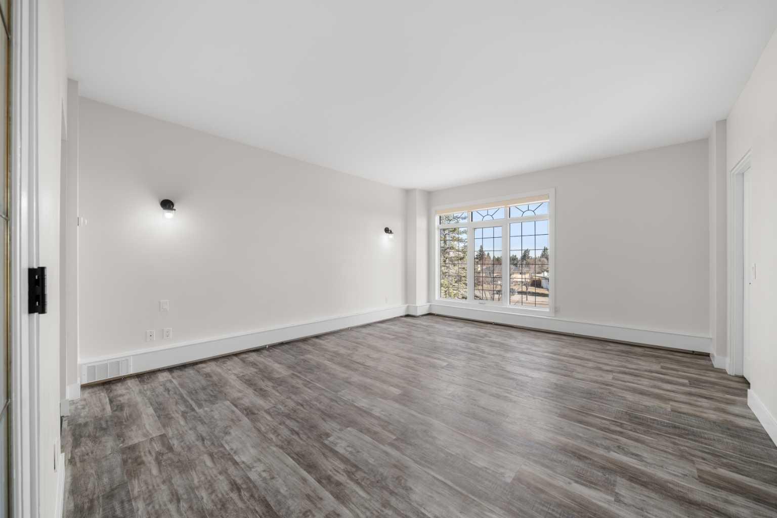 602, 505 Canyon Meadows Drive SW photo 3
