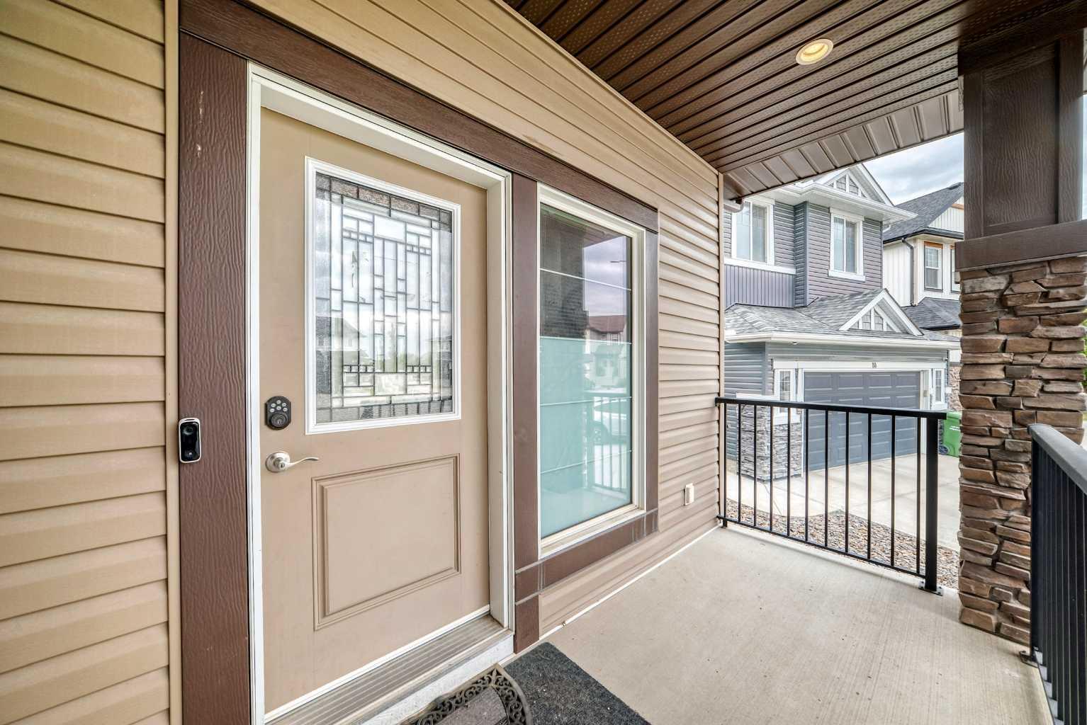 92 Evansfield Place NW photo 2