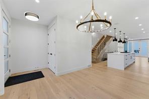631 55 Avenue SW photo 3