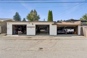 708 Lake Bonavista Drive SE