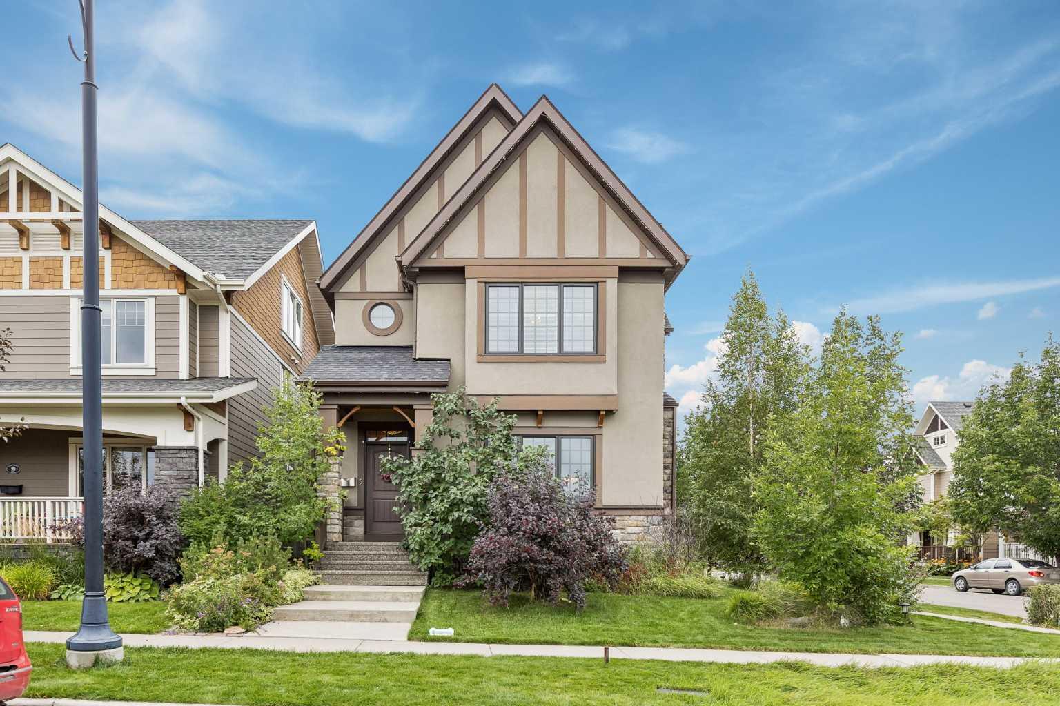 5 Mary Dover Drive SW