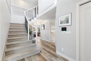 47 Canterbury Court SW photo 2