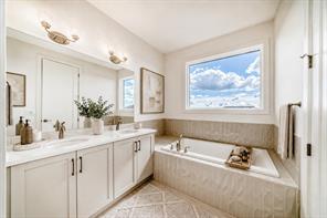 46 Verdure Place SW photo 4