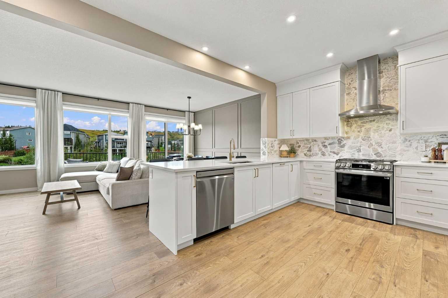 186 Cranbrook Park SE photo 4