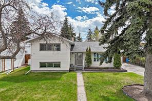 4039 5 Avenue SW photo 2