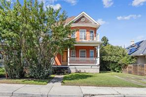 1823 18A Street SW photo 2