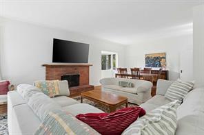 3025 Roxboro Glen Road SW photo 4
