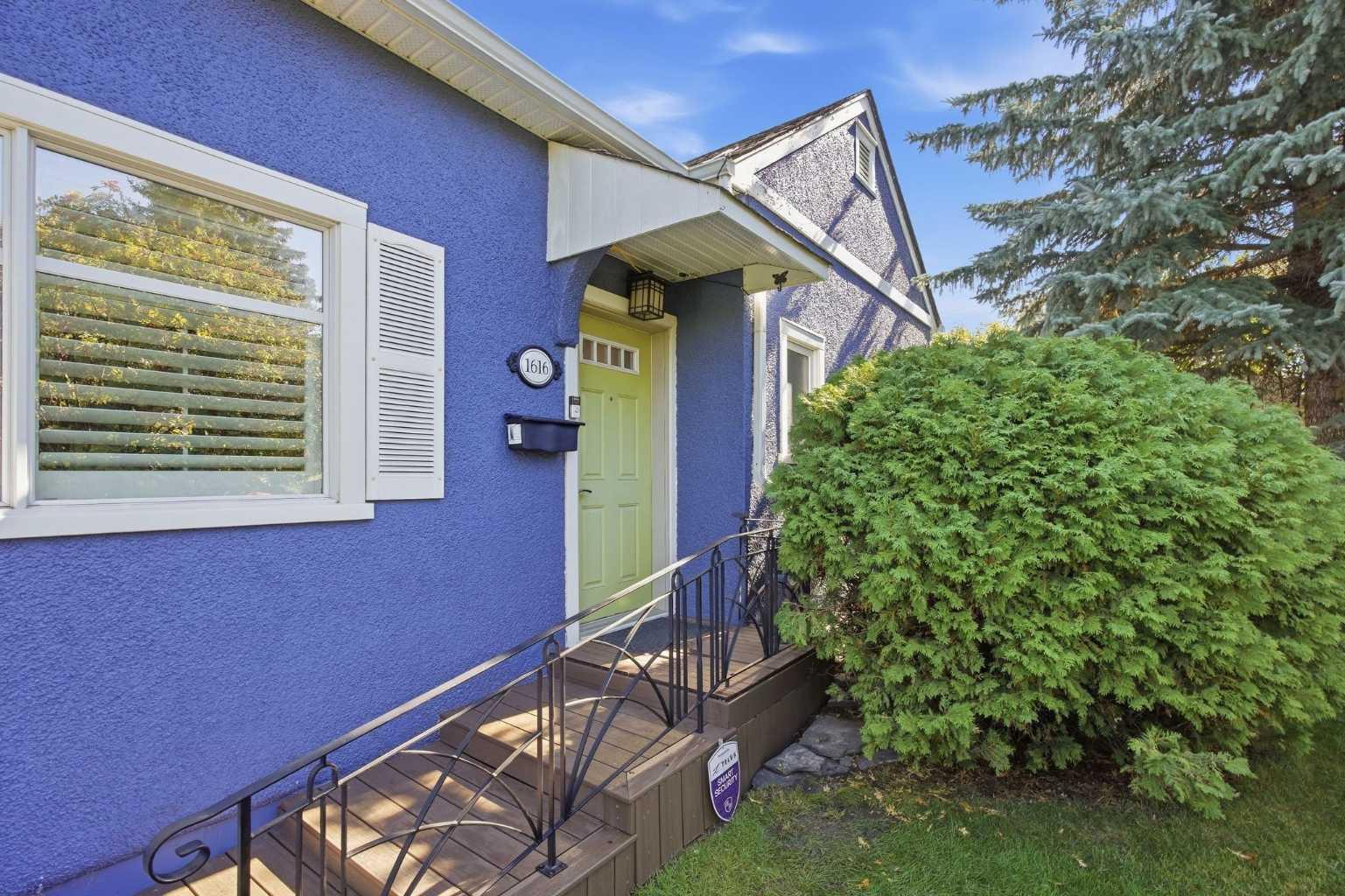 1616 Shelbourne Street SW photo 2