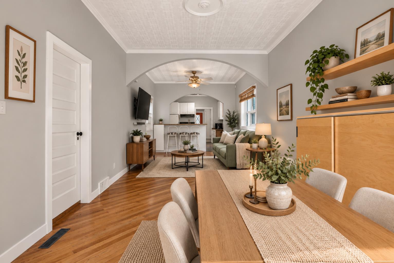 1040 19 Avenue SE photo 2