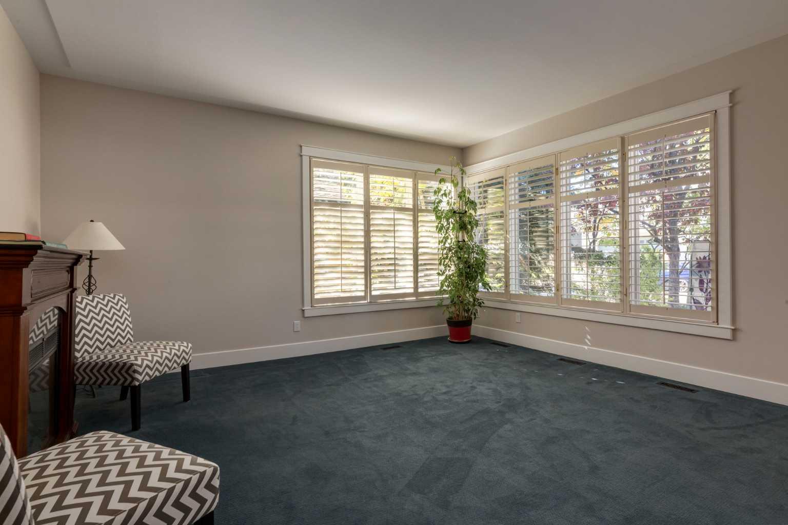 28 Patterson Rise SW photo 4