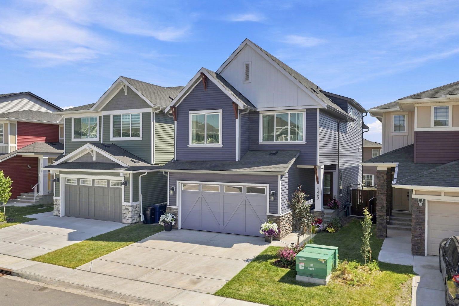 1460 Bayview Point SW photo 2