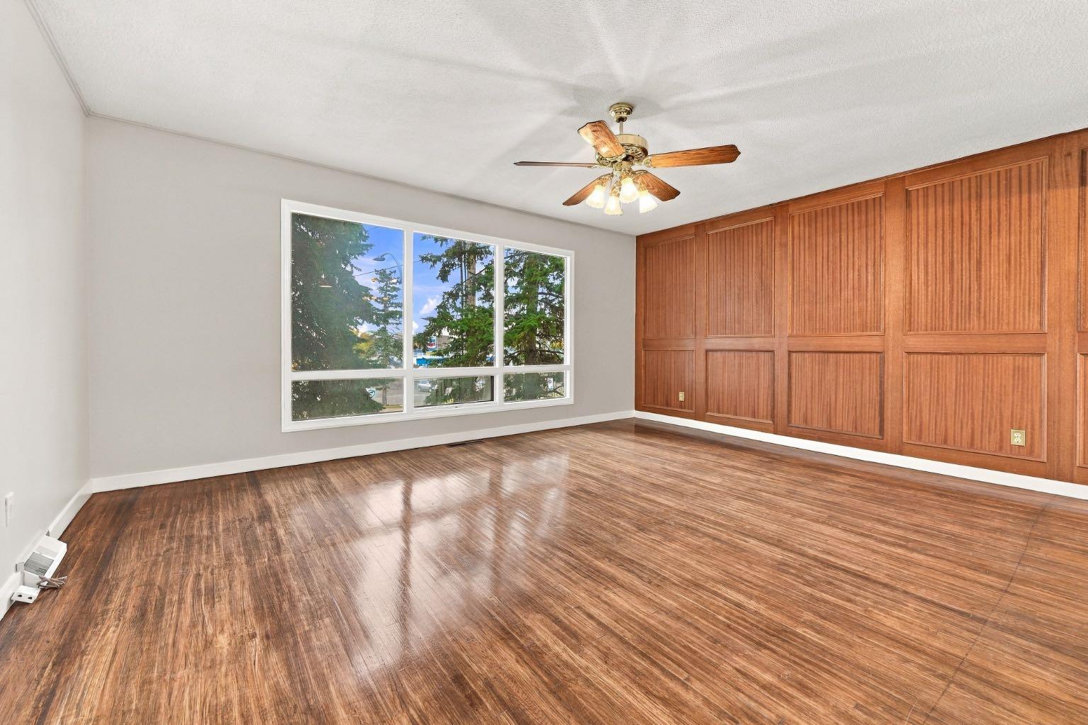 203 42 Avenue SW photo 3