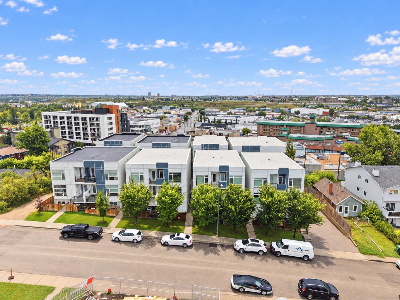 2, 3804 Parkhill Place SW