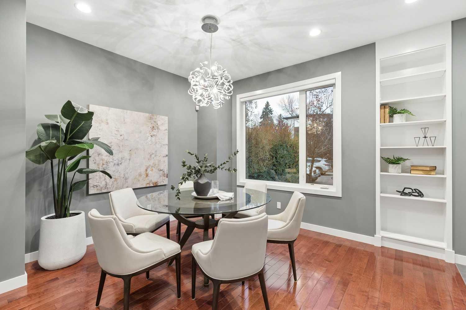 2207 32 Avenue SW photo 4