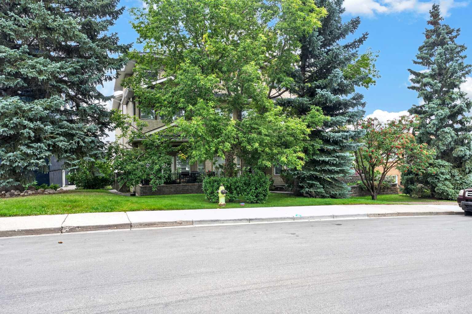 103, 4718 Stanley Road SW photo 2