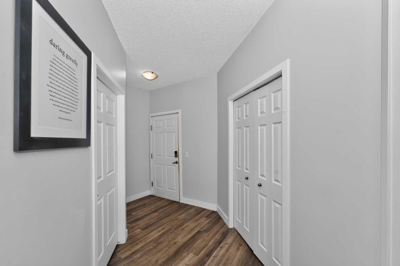103, 4718 Stanley Road SW photo 3