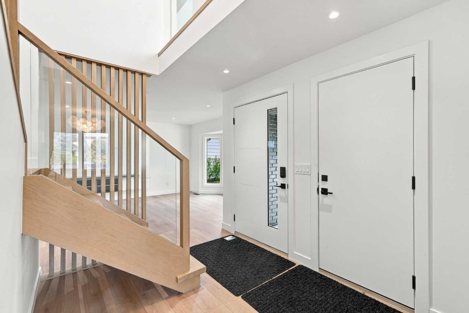 47 Woodbrook Road SW photo 2