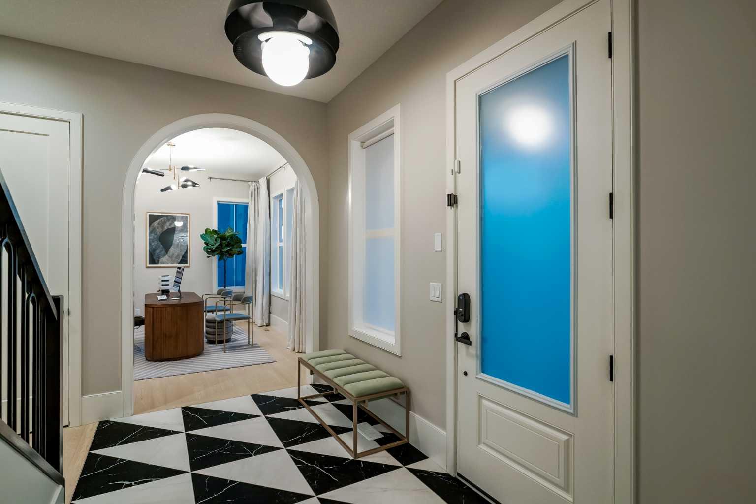 19 Bluerock Avenue SW photo 3