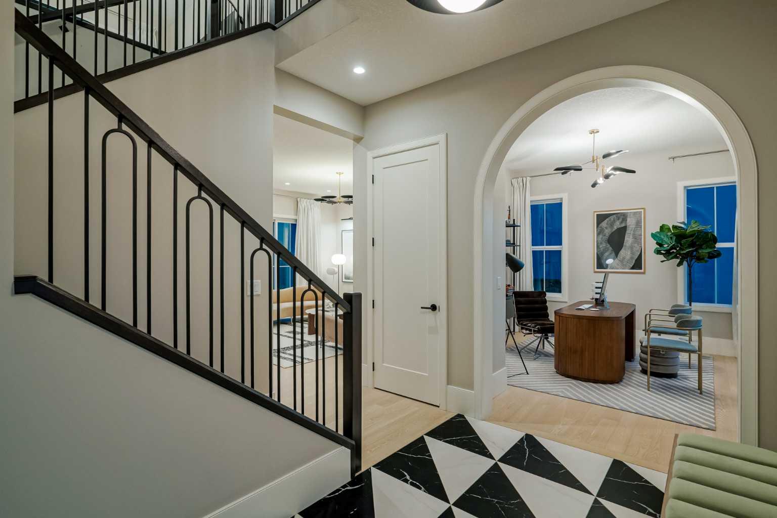 19 Bluerock Avenue SW photo 4