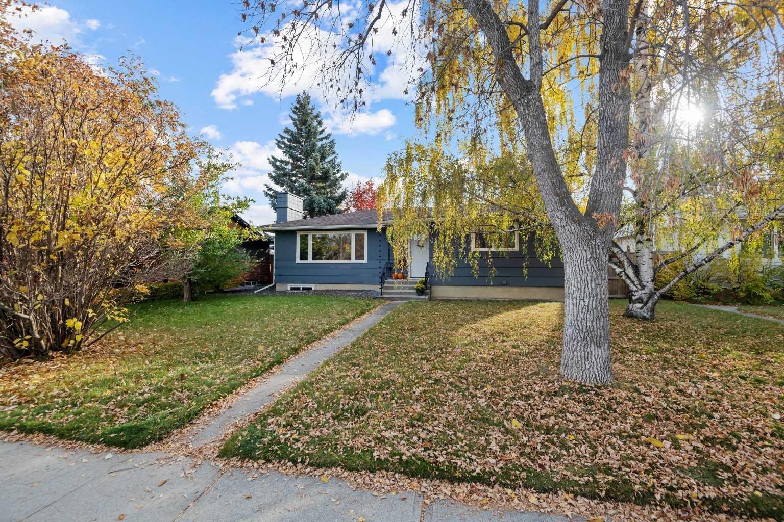 4207 5 Avenue SW photo 3
