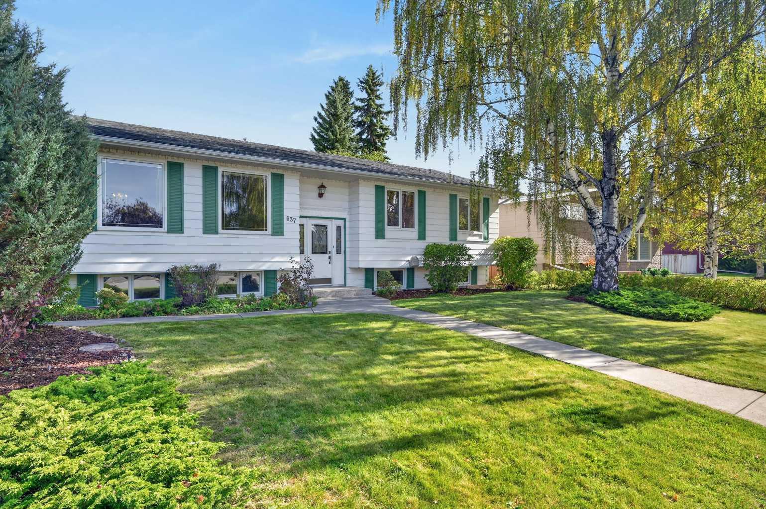 637 Willowburn Crescent SE photo 3