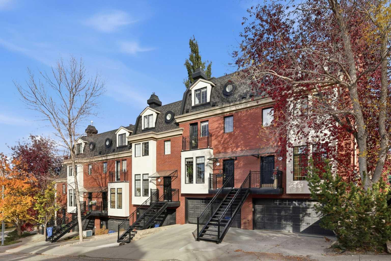 1908 10A Street SW photo 2