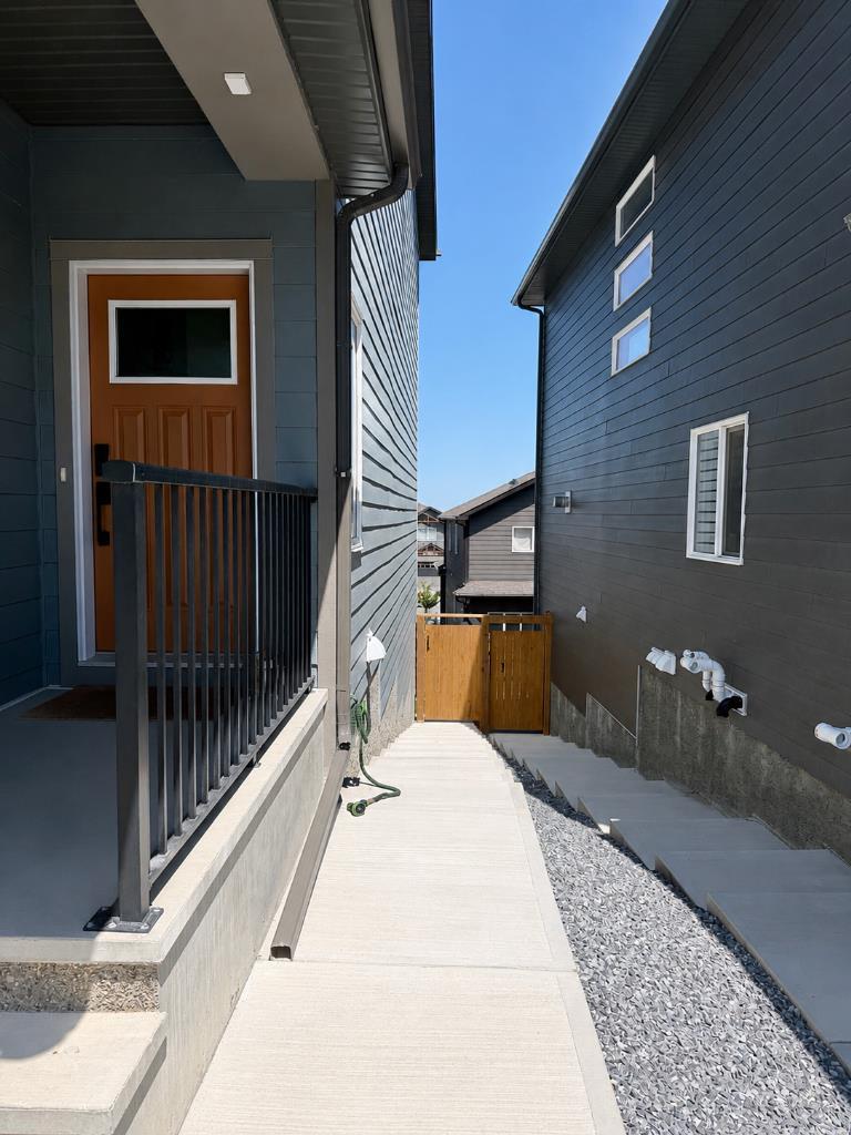 137 Verity Manor SW photo 2