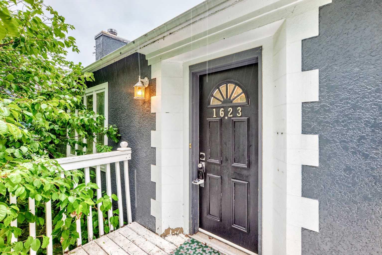 1623 6A Street NW photo 3